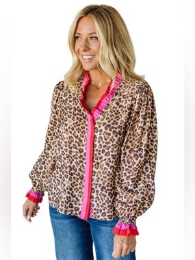 BIBI Portia Leopard Contrast Trim Top - NWOT